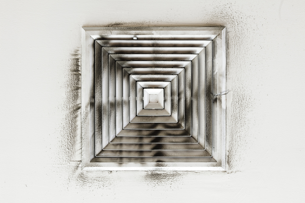 Dirty Air Duct Cleaning in San Diego
